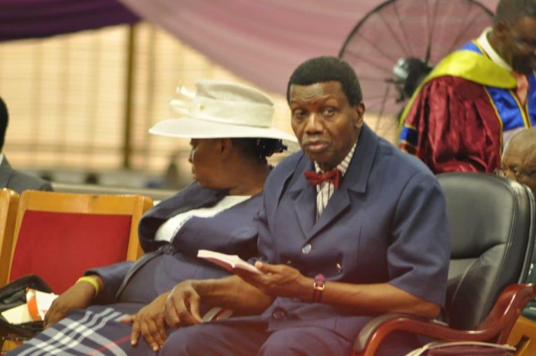 Pastor-Adeboye (1)